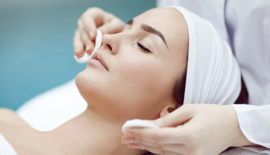 Kosmetologiya bölməsi, Kosmetoloji prosedurlar, Dəriyə qulluq, saç tökülməsi, mezoterapiya, Dermaterapi