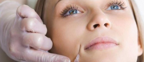 Mezoterapiya, Mezoterapiya necə tətbiq olunur, Saç tökülməsində mezoterapiya, Dəri yenilənməsində mezoterapiya, Lipoliz